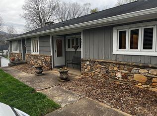 441 Old Haw Creek Rd, Asheville, NC 28805