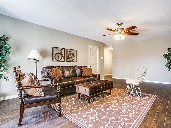 4th image of 820 Patti Dr