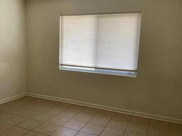44257 Beech Ave — Photo 11