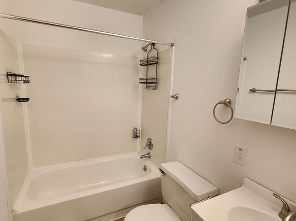 366 Genesis Cir APT 4, Black Mountain, NC 28711
