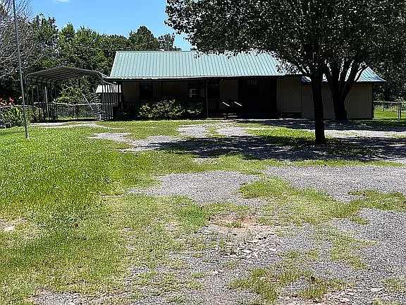 5th image of 35393 Carpenter Ln