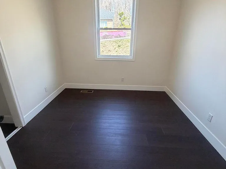105 Parkdale Dr — Photo 19