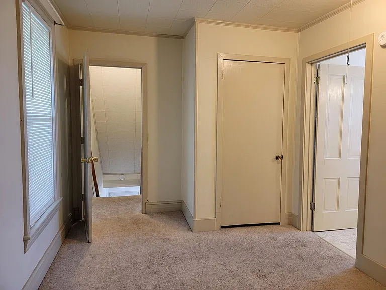 2415 Donegal Springs Rd — Photo 17