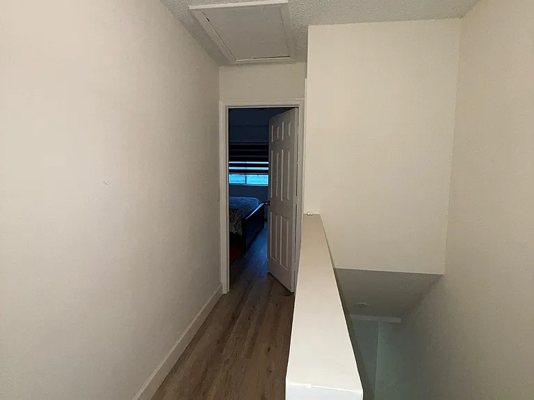4927 SW 31st Ter — Photo 31