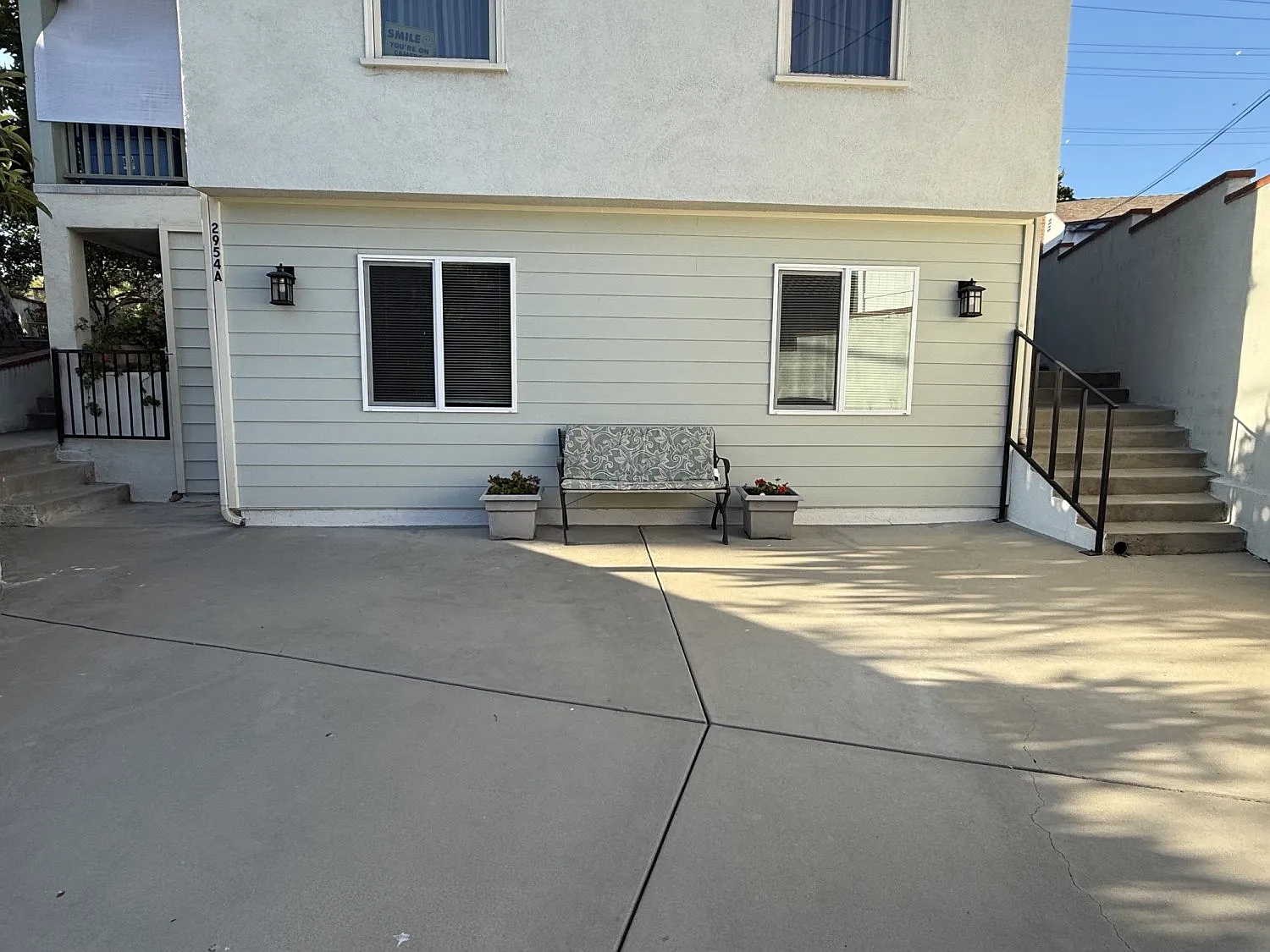 Studio, 600 sqft, $2,395 — Photo 3