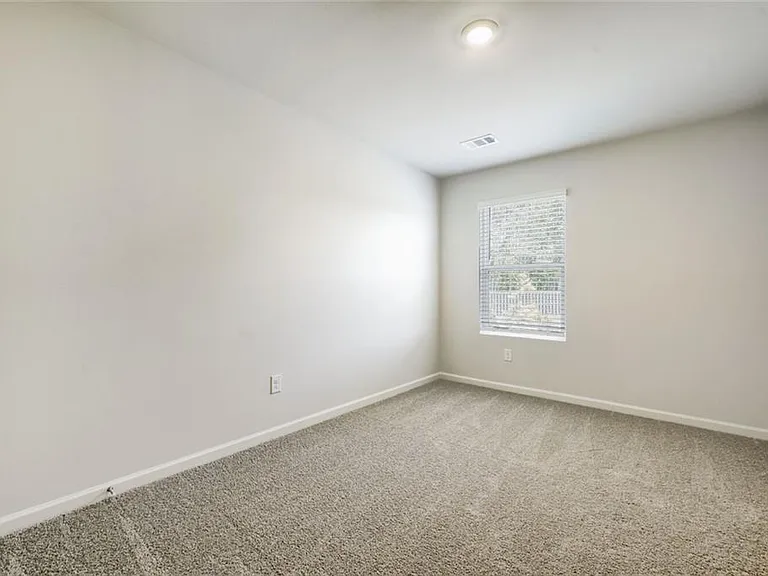 5980 Skylar Dr — Photo 10