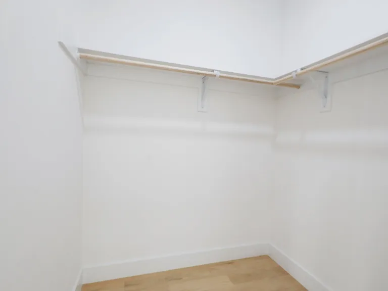 131 Zabriskie St #1 — Photo 34