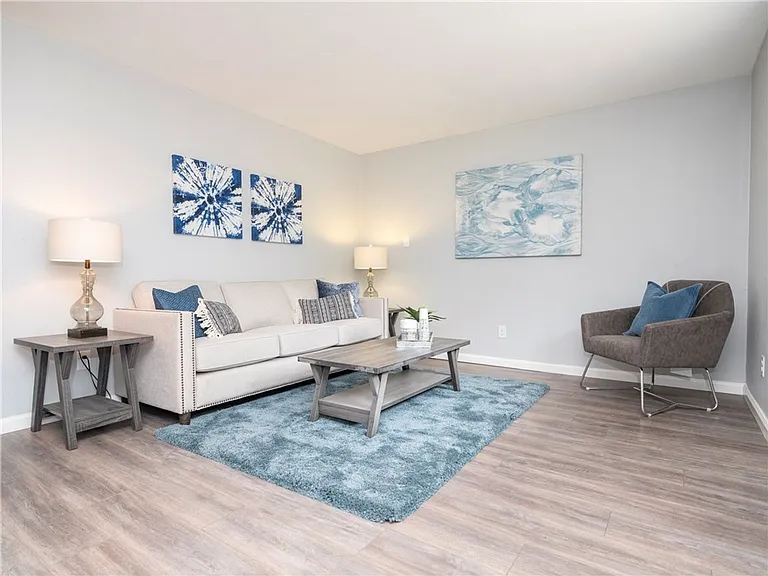 7004 Circle South Rd #B — Photo 8