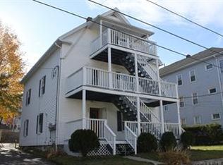 53 Elm St, Webster, MA 01570