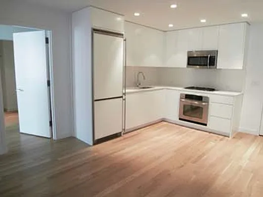 Sold by CCG Real Estate Brokerage | media 4
