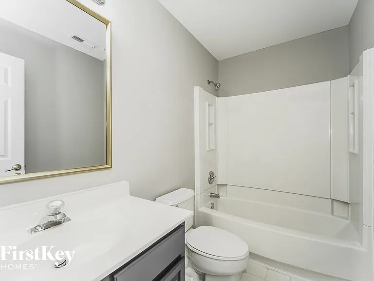 1240 Blackstone Ct NW — Photo 9