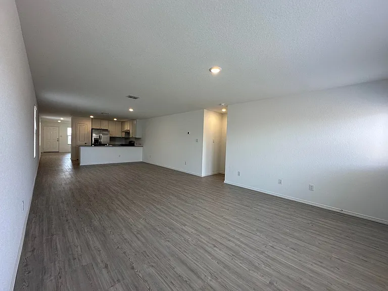5213 Monarch Bnd — Photo 5