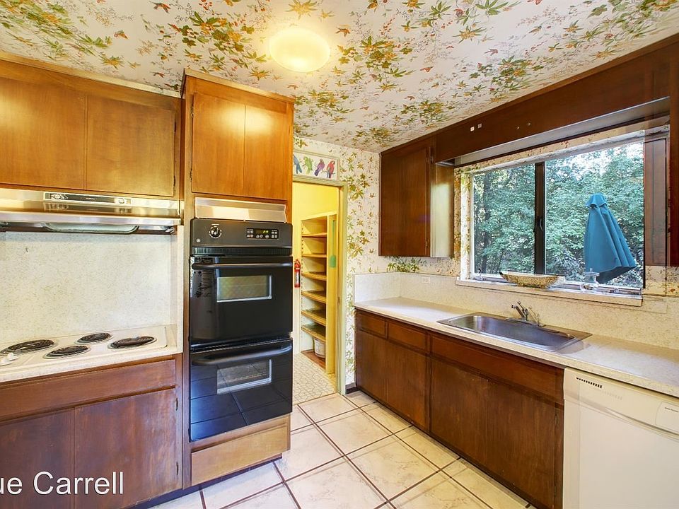 1st image of 10342 Woodside Dr