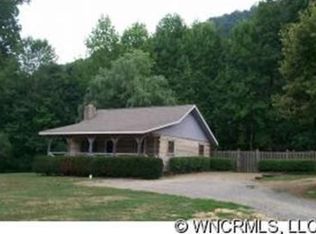 51 Johnson Branch Rd, Maggie Valley, NC 28751