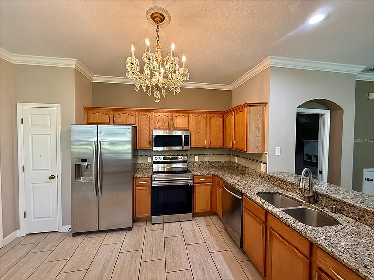 2524 Newbern Ave — Photo 4