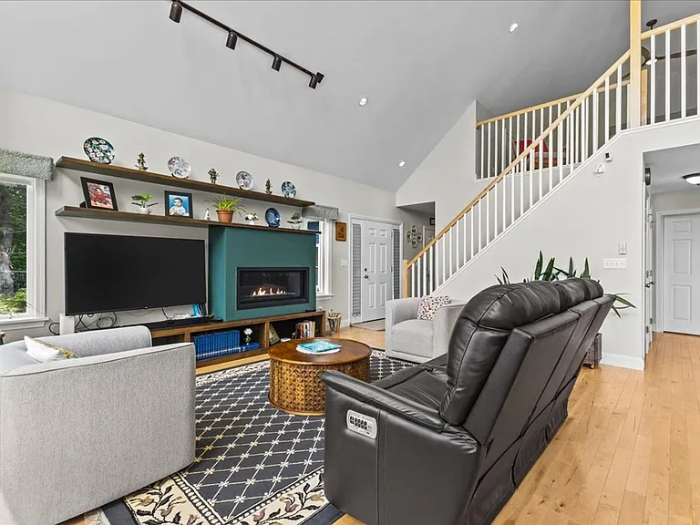 202 Abani Dr — Photo 11