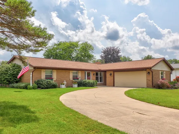 392 Mary Ln, Frankenmuth, MI 48734