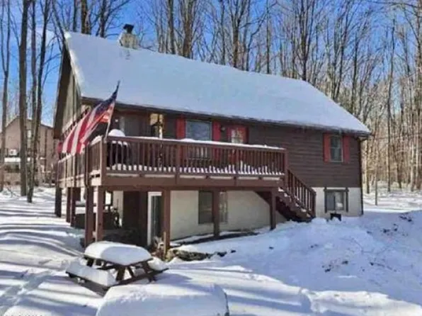 139 Lakeview Dr W, Lake Ariel, PA 18436