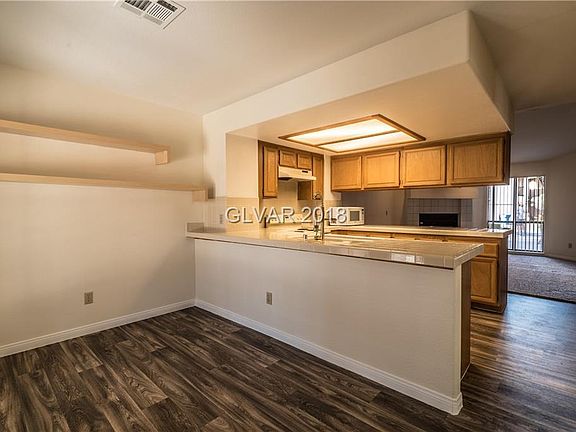 2nd image of 2649 Laguna Shores Ln