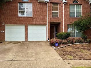 5700 Indian Hill Dr, Arlington, TX 76018
