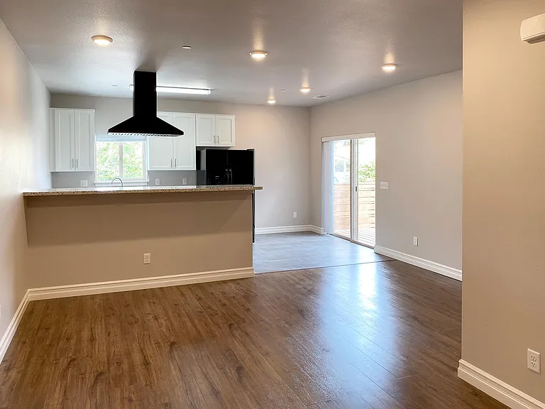 1639 Pine St #F — Photo 4