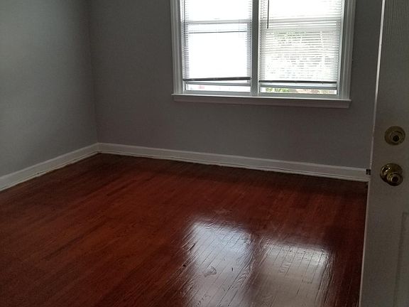 4th image of 6336 Gardenia St