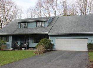 20 Hidden Pl, Cheshire, CT 06410