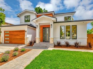 375 Chiquita Ave, Mountain View, CA 94041