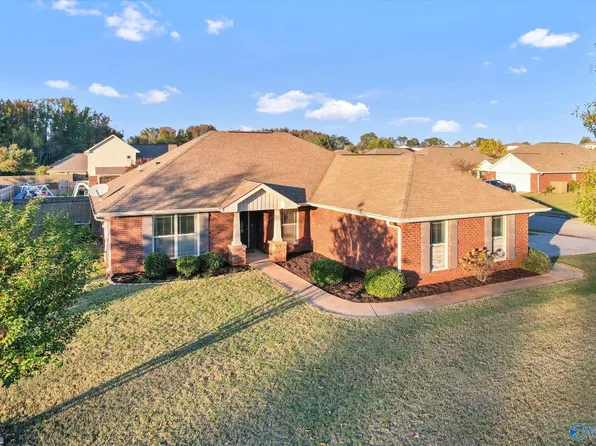 302 Healey Dr, Madison, AL 35756