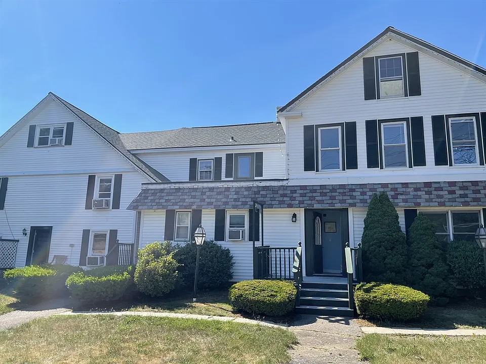 4 West St #2