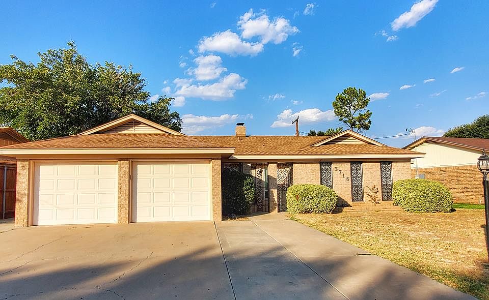 1st image of 3716 Oakridge Dr