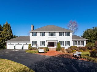 155 Hunters Xing, East Greenwich, RI 02818