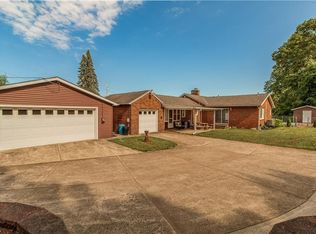 171 Center St, Conneaut, OH 44030