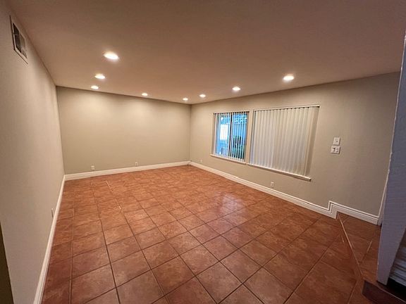 2nd image of 4557 Capitol Reef Ct