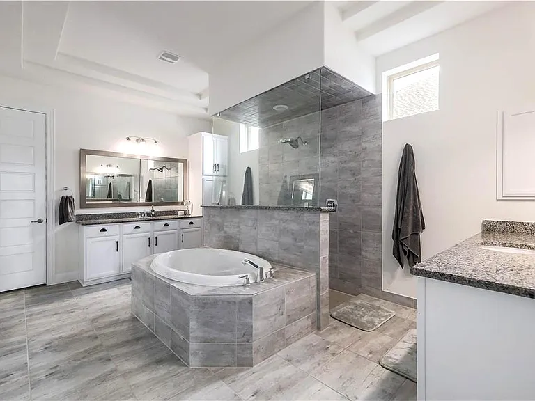 1408 Saddlespur Ln — Photo 14