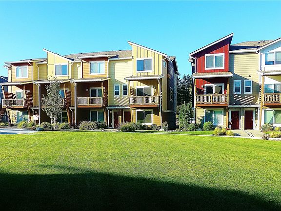 5th image of 17420 118th Avenue Ct E Unit B
