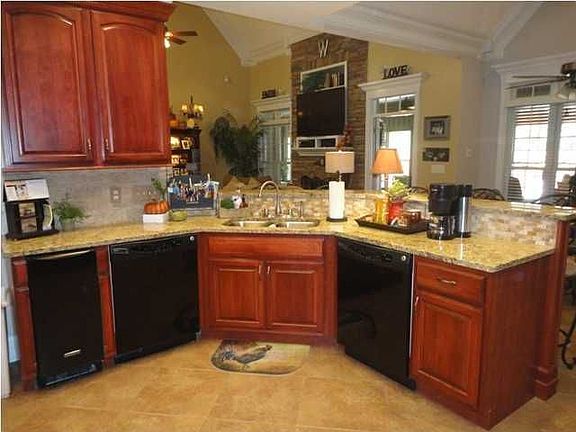 4th image of 2740 Kensington Park Trl NW