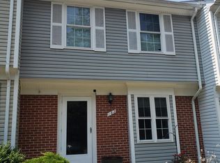 182 Sulgrave Ct, Sterling, VA 20165