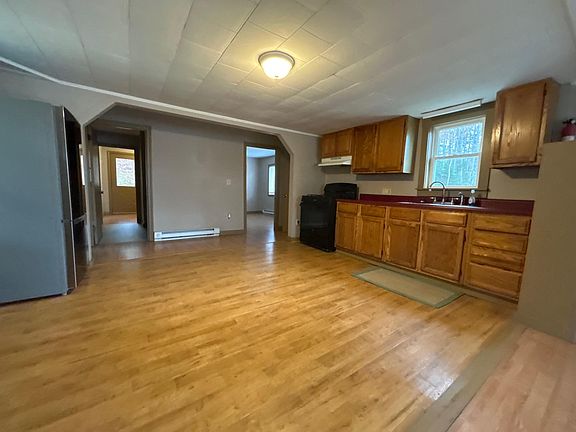 5th image of 1328 Swan Lake Avenue