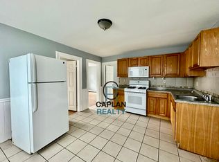 545 East St #3C, New Haven, CT 06511