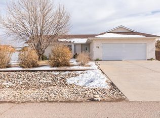92 S Golfwood Dr W, Pueblo West, CO 81007
