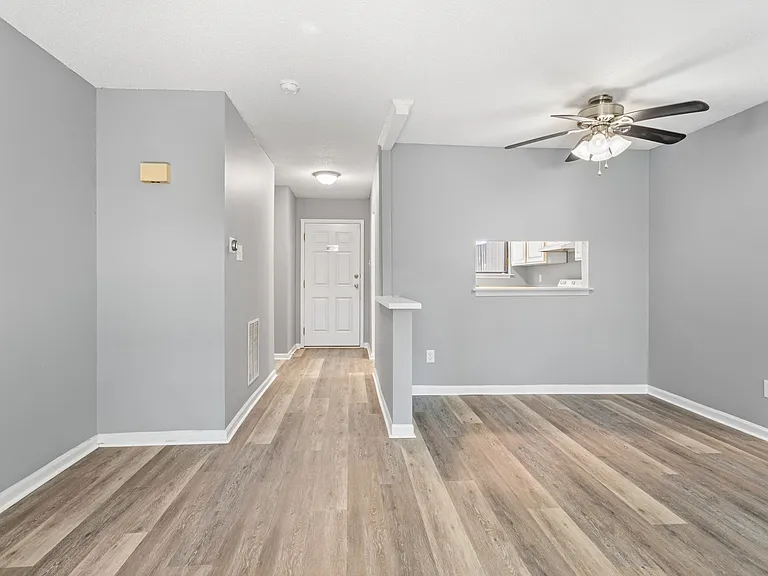 4249 Lake Ridge Dr #5-B-1 — Photo 1