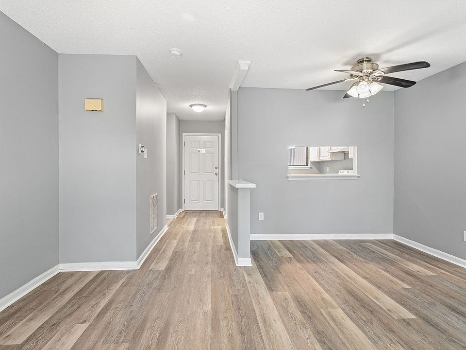 1st image of 4249 Lake Ridge Dr #5-B-1
