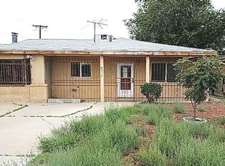 6517 Sunset Gardens Rd SW, Albuquerque, NM 87121