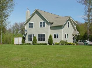 313 Sun Valley Rd, Morrisville, VT 05661