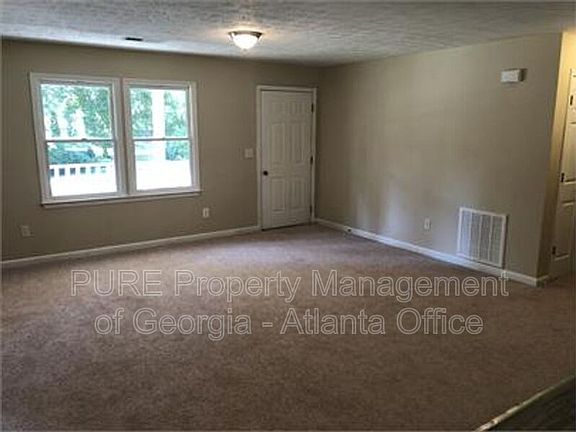 3rd image of 55 Sunnybrook Dr
