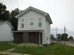 506 S 1st St, Princeton, IL 61356