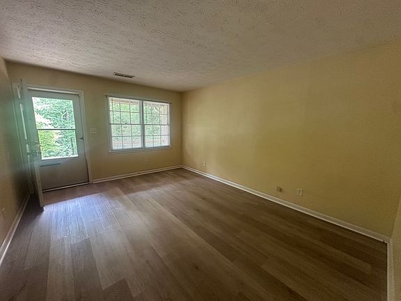 2nd image of 4003 Dix St #Sh-12