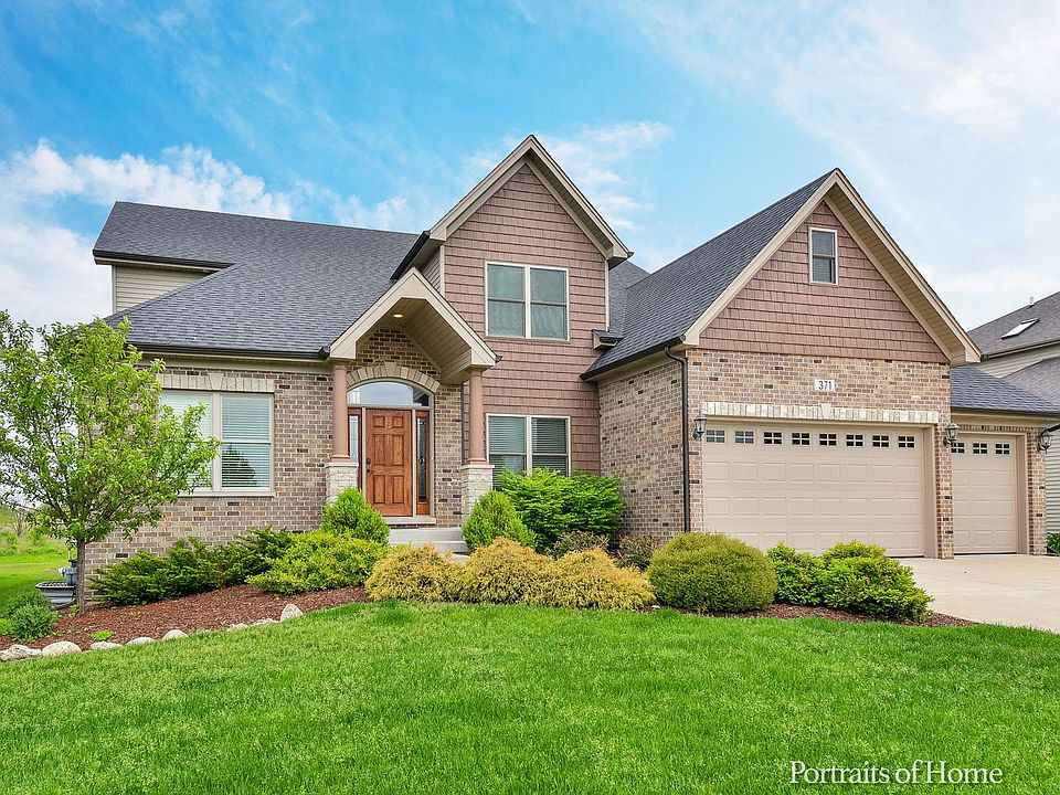 1st image of 371 Andover Dr