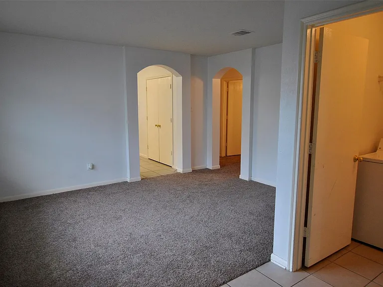 19007 S Whimsey Dr — Photo 3